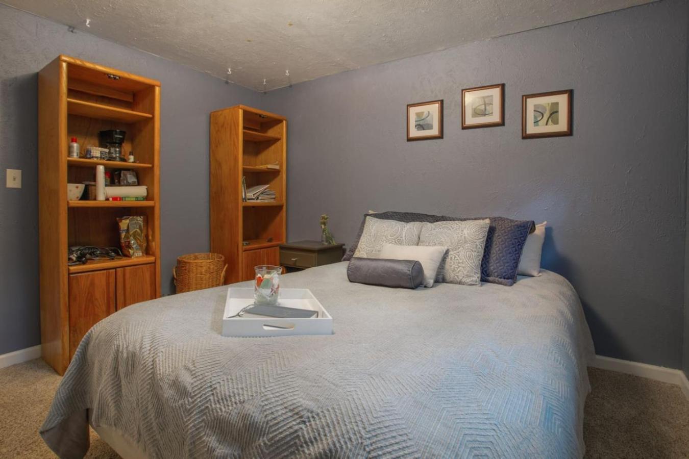 5 Bedroom, 3 Bath - Sleeps 12, Great For Families *