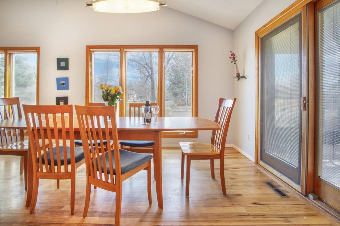 Holiday home 5 Bedroom, 3 Bath - Sleeps 12, Great For Families Boulder