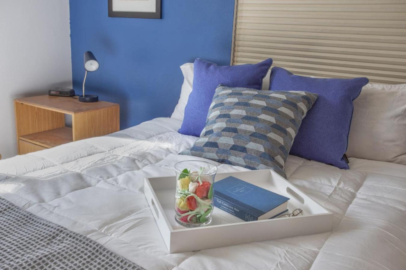 5 Bedroom, 3 Bath - Sleeps 12, Great For Families Holiday home Boulder