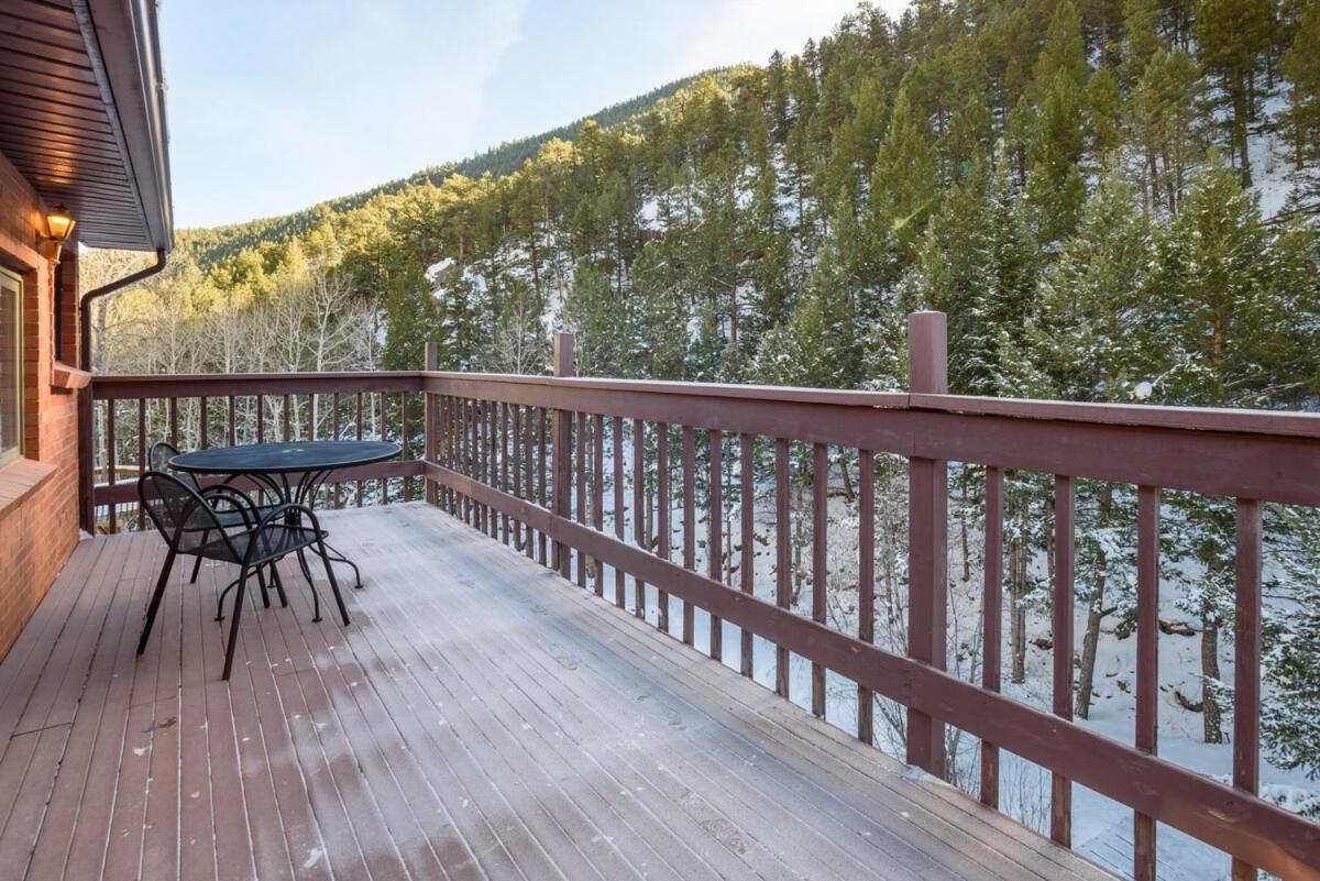 Luxury Getaway 7 Acres River & Pond *