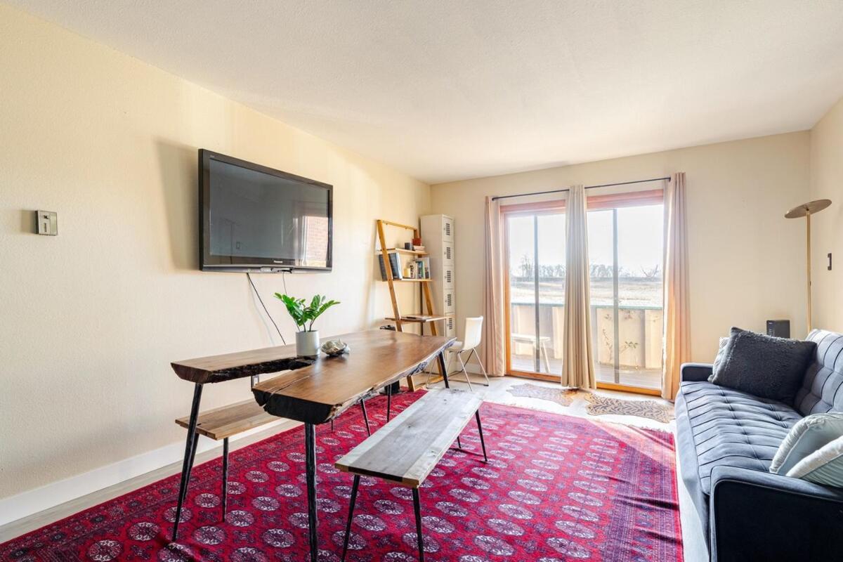 1 Bd Getaway - Pets Allowed With Full Amenities