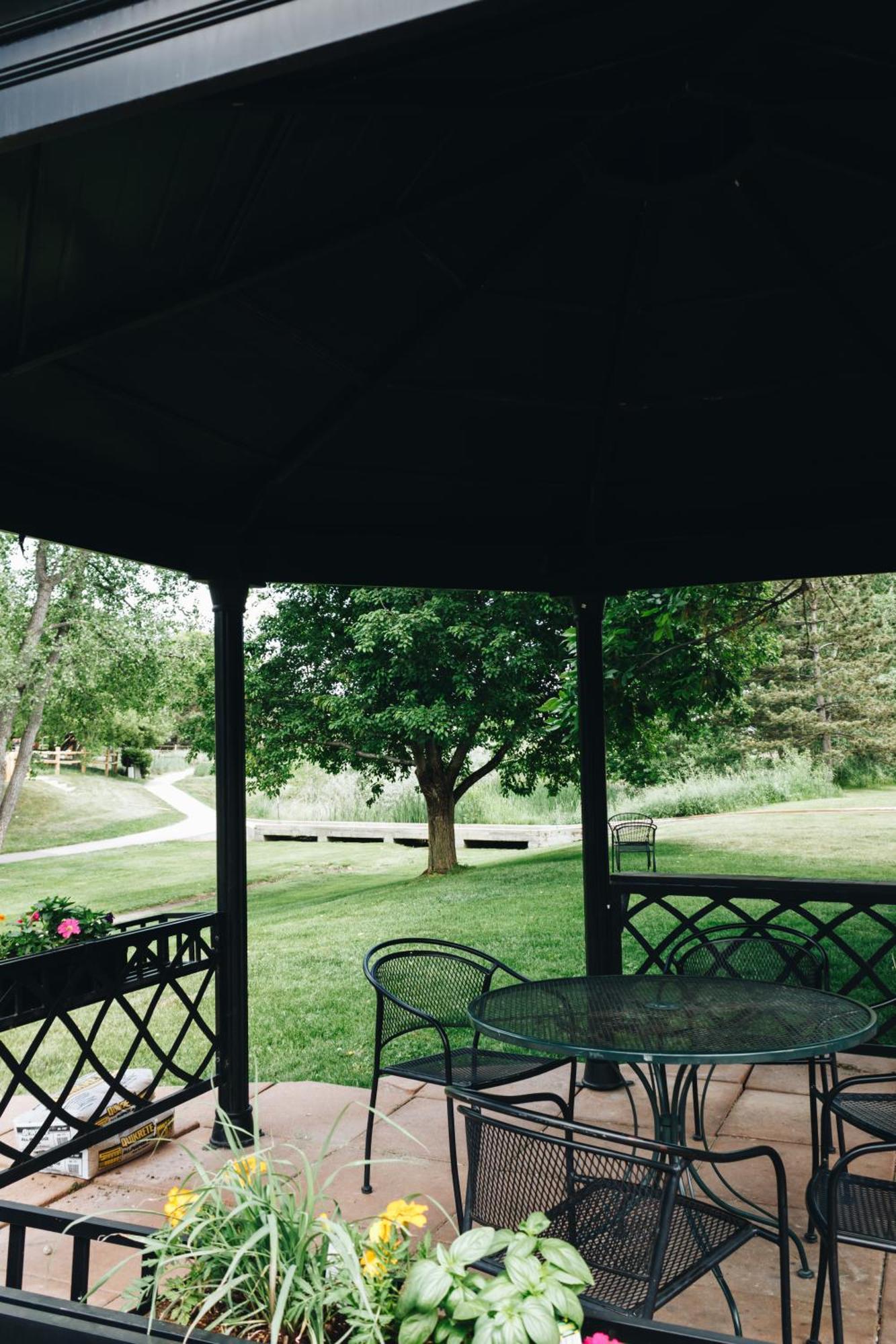 Hotel Twin Lakes Boulder