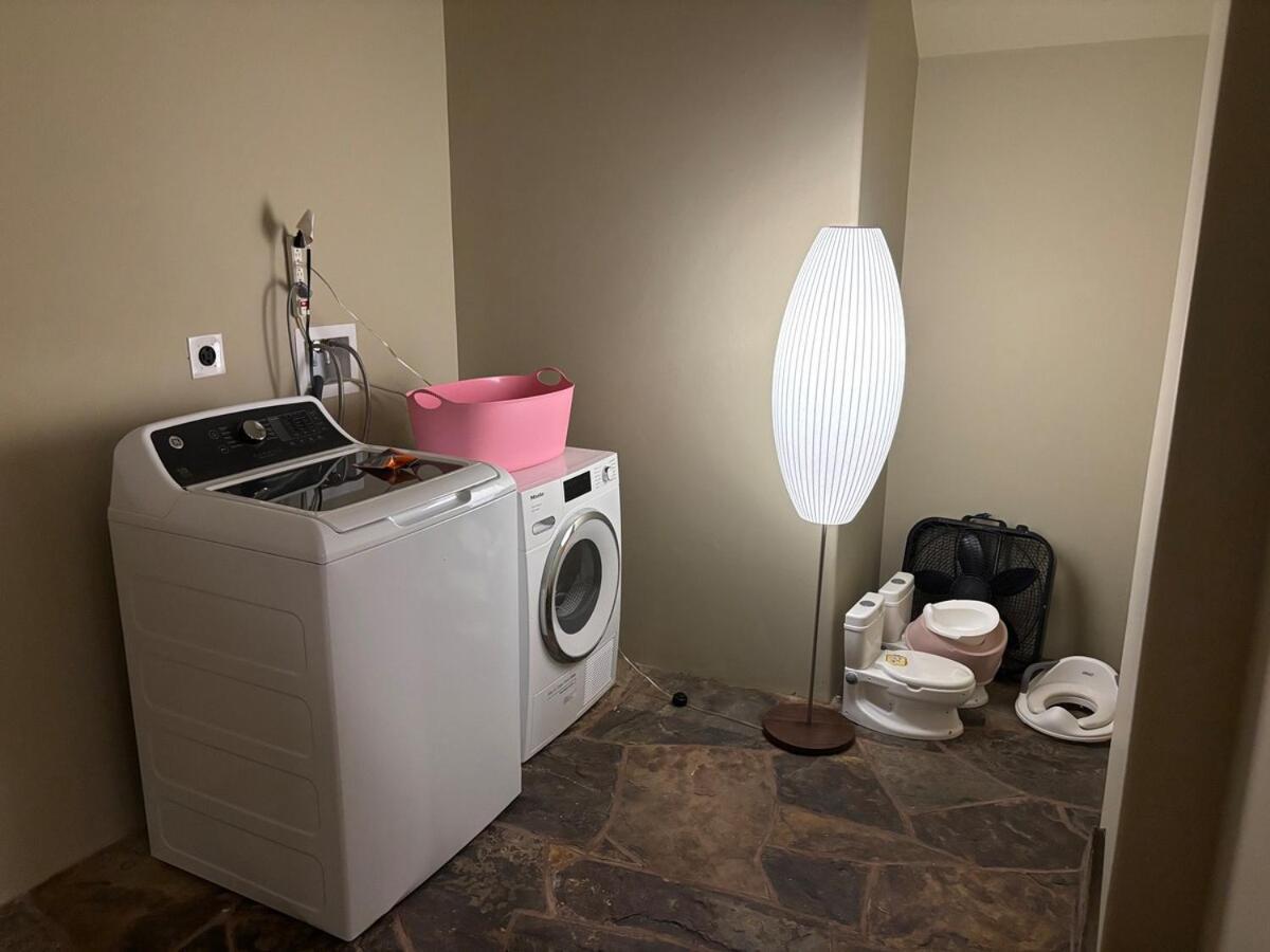 Two Bedroom House With Steam Sauna And Billiards Holiday home *
