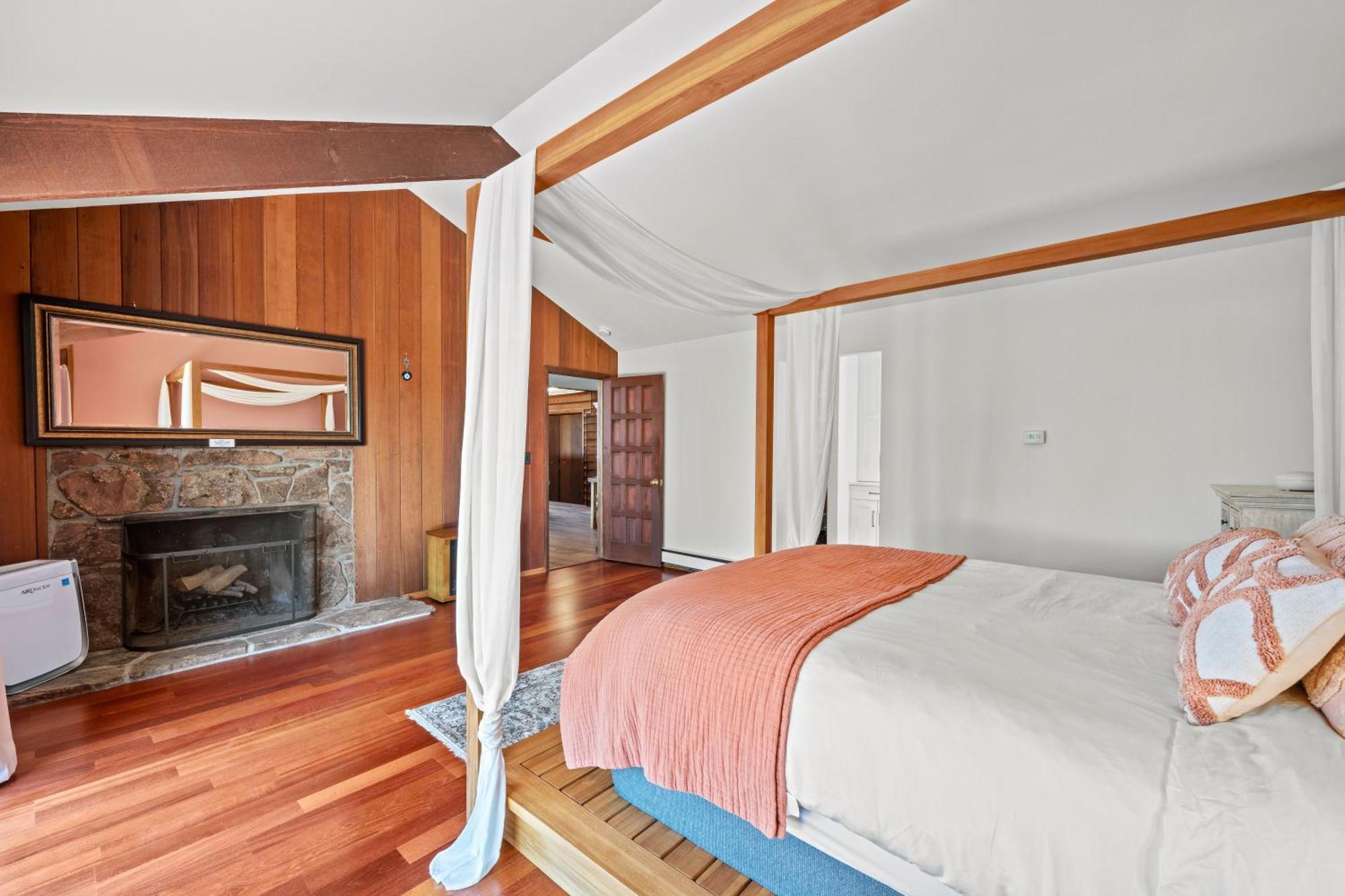 Villa Mtn House W/ Stunning Views, Sauna, Hottub, Trails *