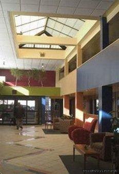 Hotel Outlook &