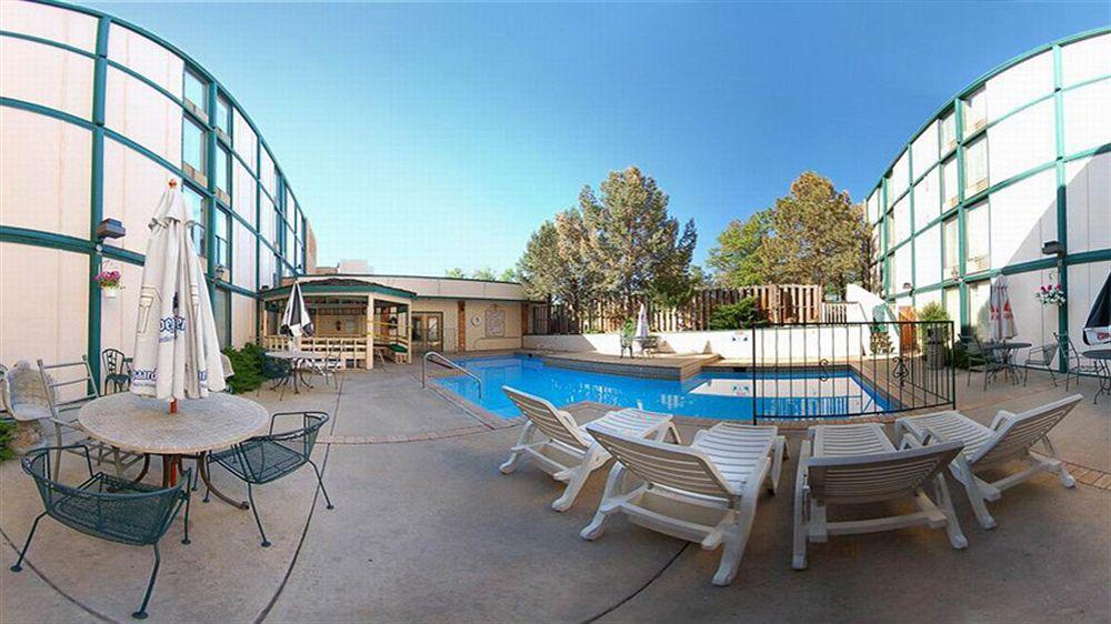 Rodeway And Broker Hotel 2*