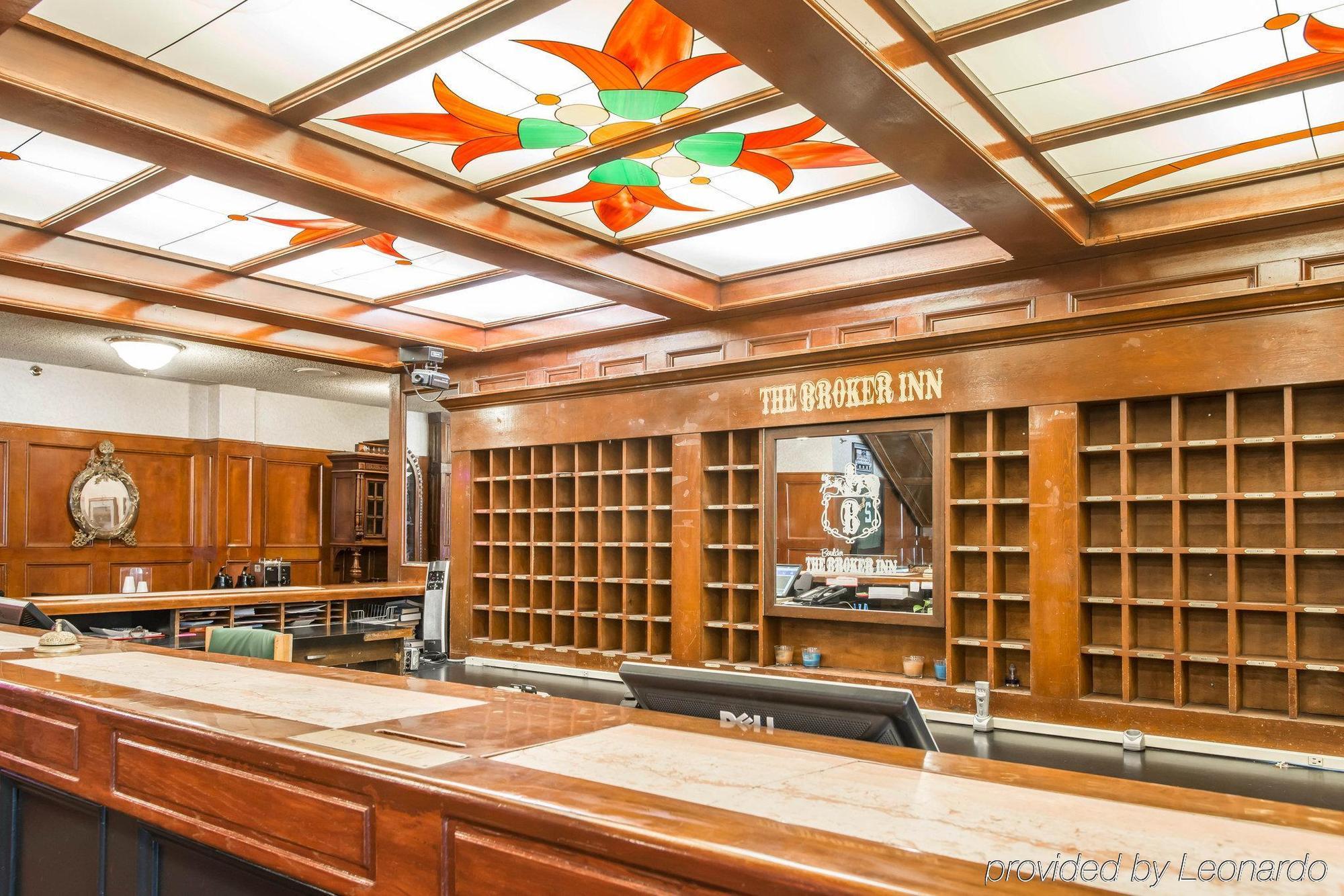 Rodeway And Broker Hotel Boulder