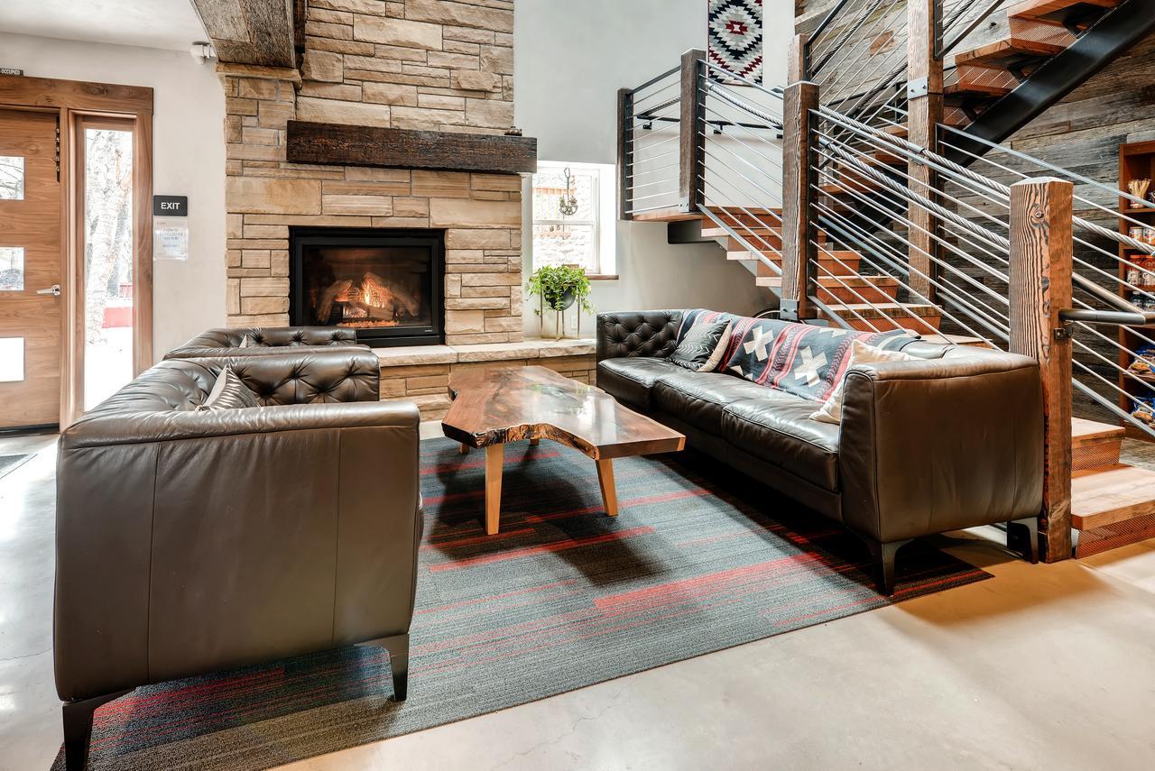 Lodge A-lodge