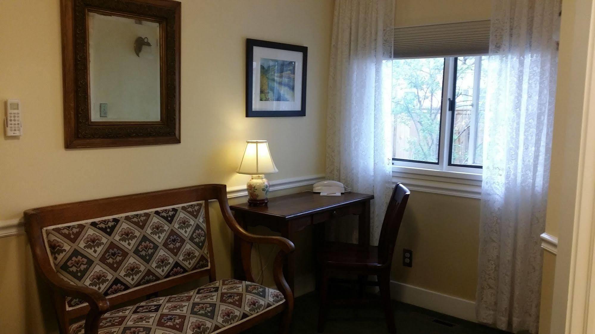 Briar Rose Bed & Breakfast 4*
