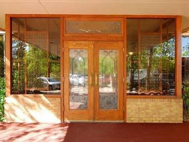 Hotel Rodeway And Broker