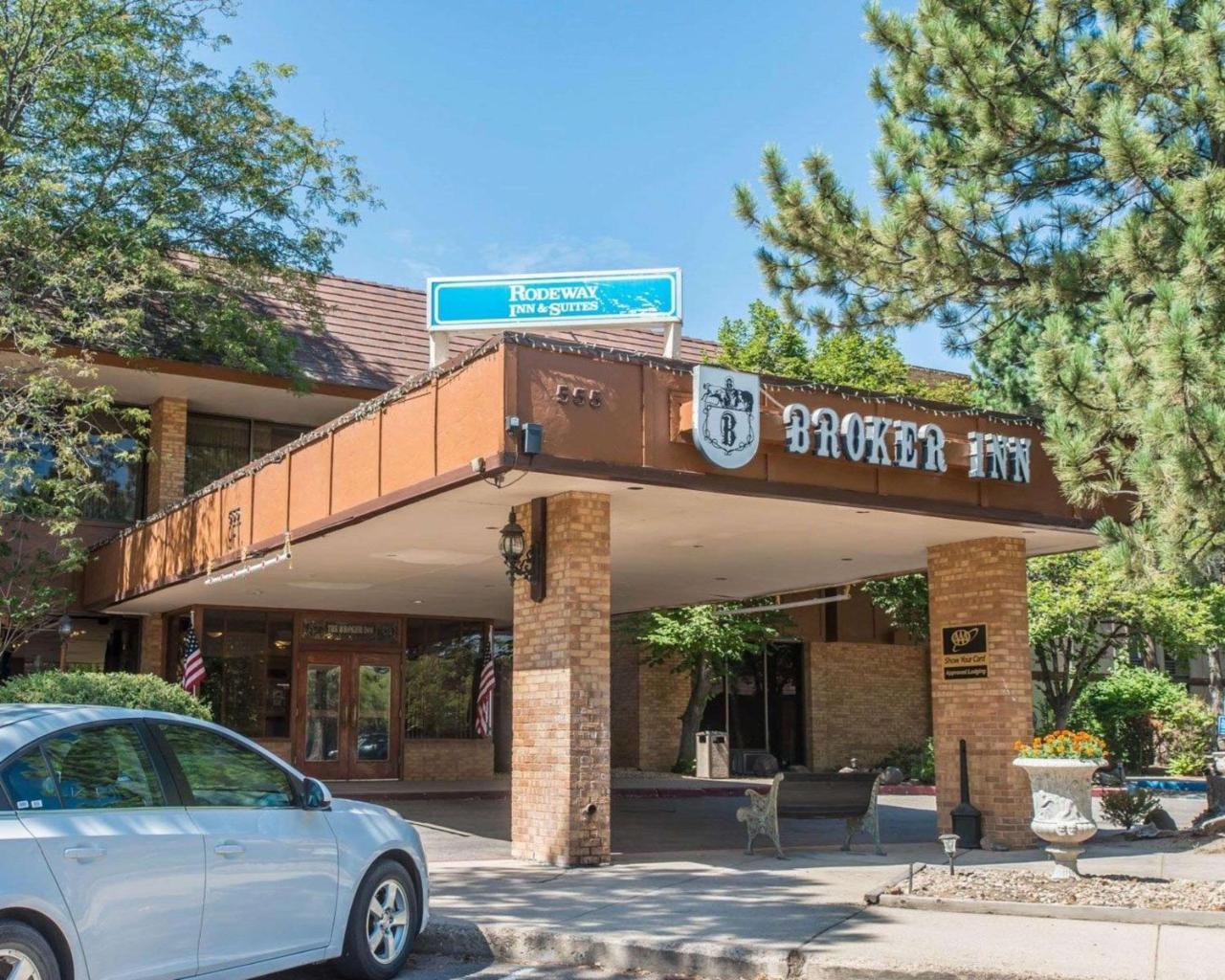 Rodeway And Broker Hotel Boulder