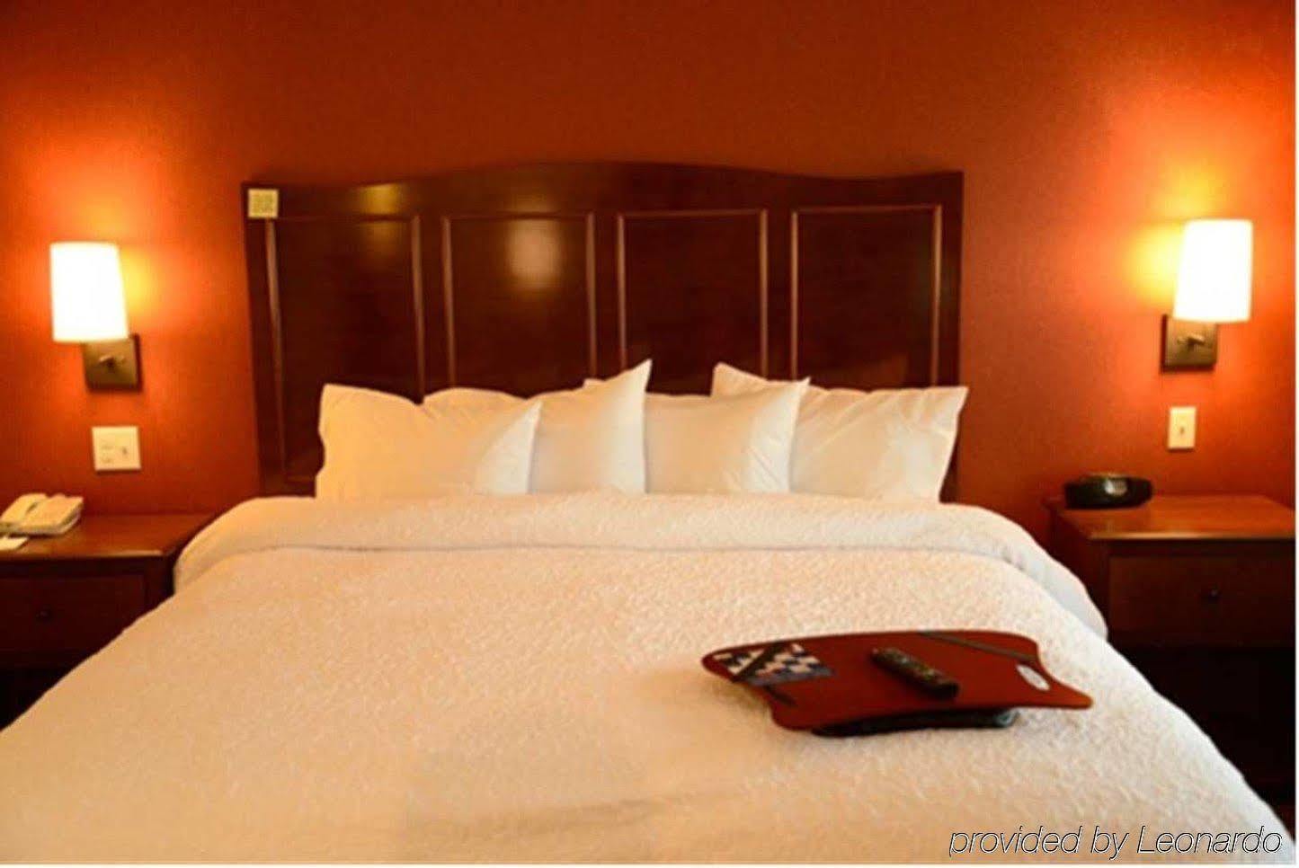 Hampton & North Hotel 3*