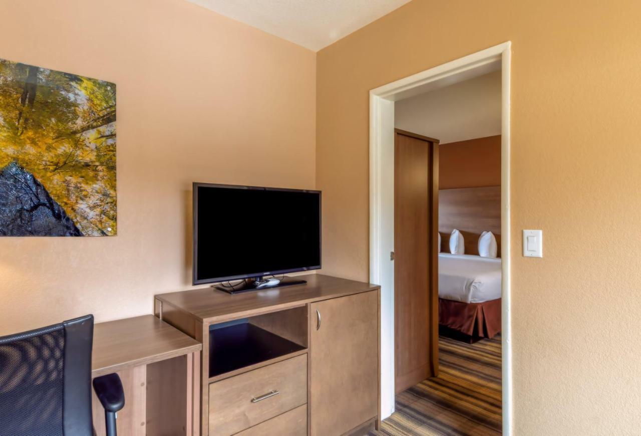 Boulder University Inn Motel