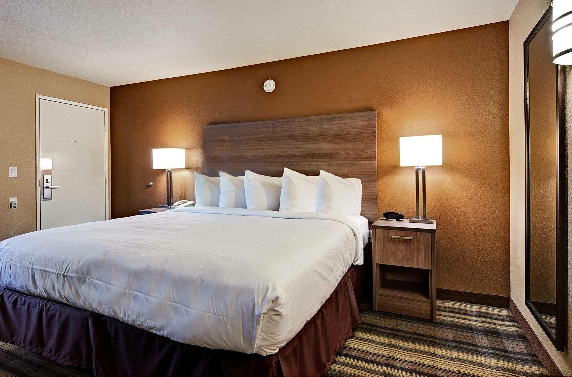 Boulder University Inn Motel