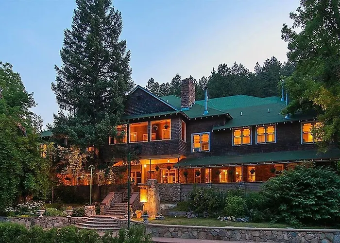 Alps Boulder Canyon Inn