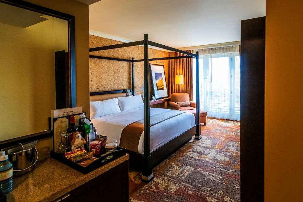 St Julien And Hotel Boulder