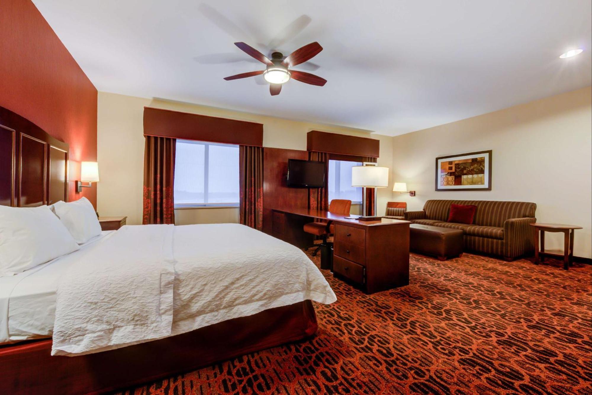 Hampton & North 3* Boulder
