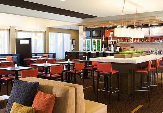 Courtyard By Marriott 3*