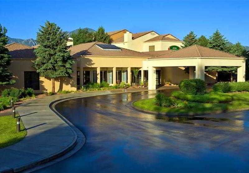 Hotel Courtyard By Marriott