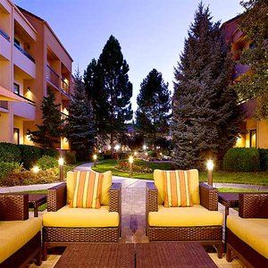 Hotel Courtyard By Marriott