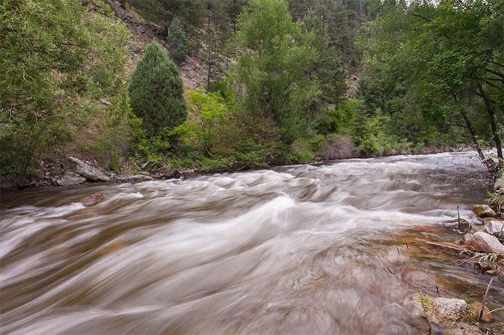 Alps Canyon Inn 3*