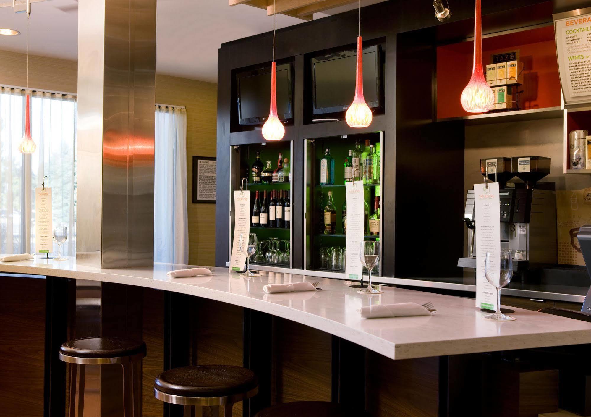 Courtyard By Marriott Hotel 3*