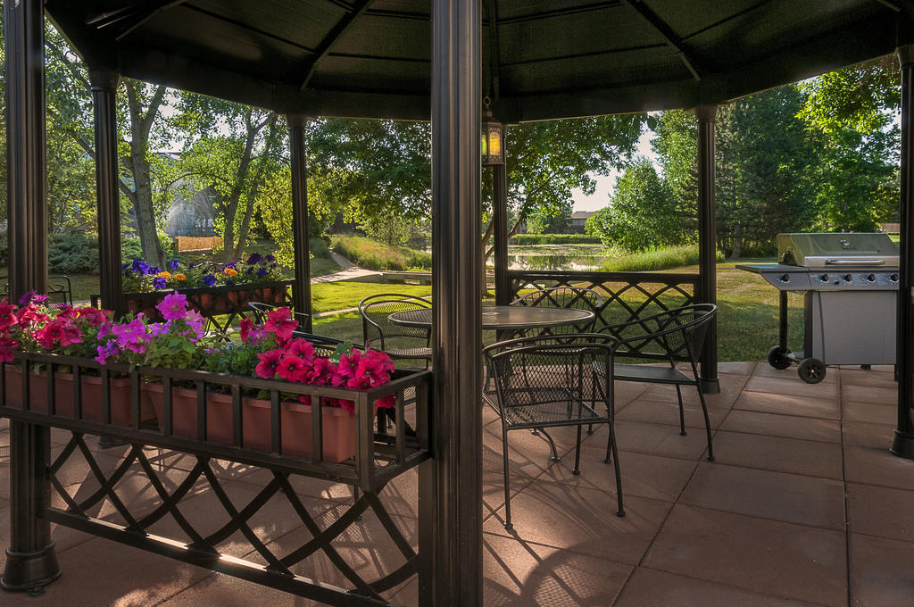 Hotel Twin Lakes