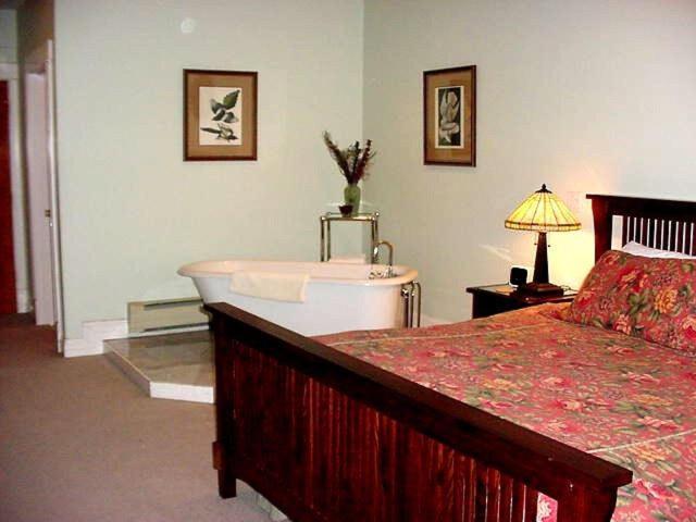 Alps Canyon Inn